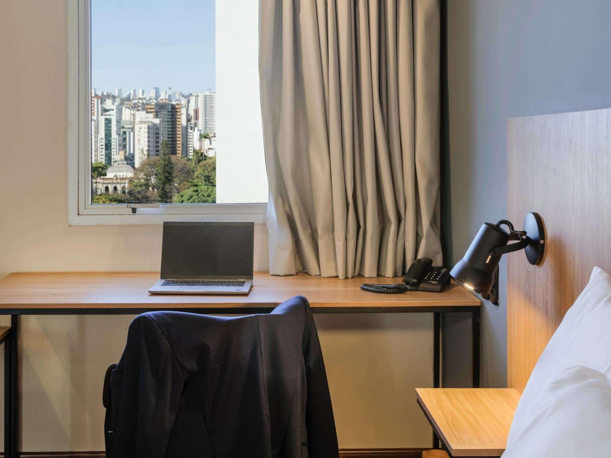 Hotel Ibis Belo Horizonte Liberdade Esterno foto